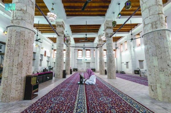 جوامع ومساجد الوجه.. منارات دينية عمرها 200 عام