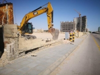 إزالة الأسوار العشوائية على طريق الملك فهد بالخبر