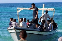 حرس السواحل الليبي ينقذ 291 مهاجرا غير شرعي