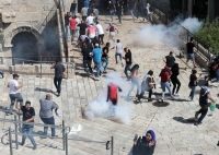 قوات الاحتلال تطلق الرصاص على الفلسطينيين.. وإضراب شامل في الضفة