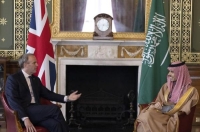 وزير الخارجية ونظيره البريطاني يبحثان المستجدات الفلسطينية