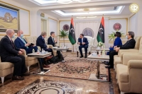 بريطانيا تؤكد ضرورة خروج المرتزقة المقاتلين والأجانب من ليبيا