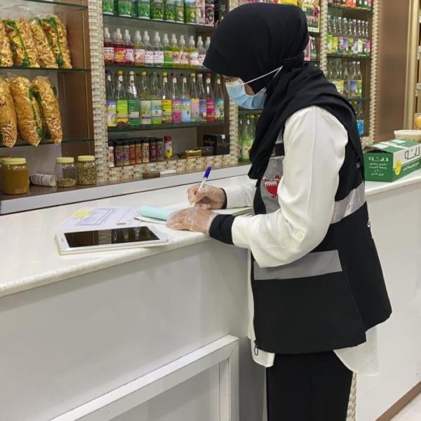البحرين : إغلاق 3 مطاعم ومخالفة 35 آخرين بسبب كورونا