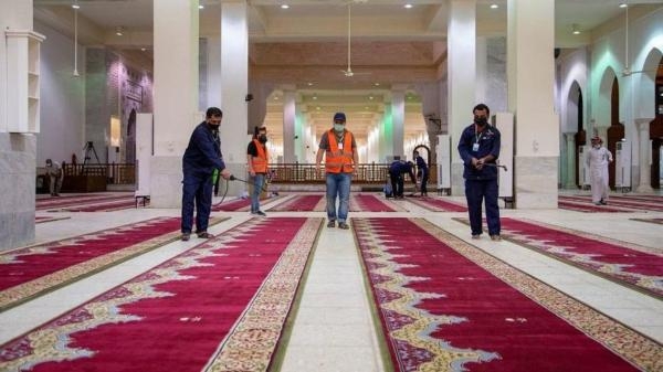 إعادة فتح 27 مسجداً بعد إخلائها مؤقتا وتعقيمها في 7 مناطق