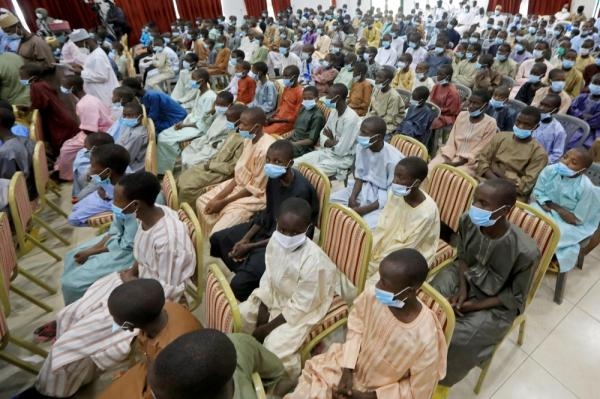 مسلحون يختطفون 200 طفل من مدرسة في نيجيريا
