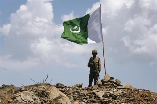 مقتل جندي باكستاني في إنفجار لغم أرضي