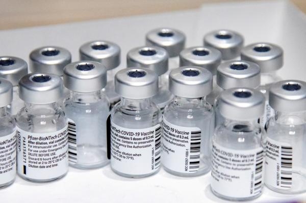 «بايدن» يبحث آلية توزيع 25 مليون جرعة لقاح على العالم