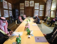 وزير الخارجية يعقد جلسة مباحثات رسمية مع نظيره النمساوي