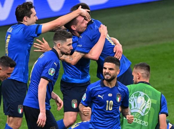 المنتخب الإيطالي يحطم الرقم القياسي لنظافة الشباك