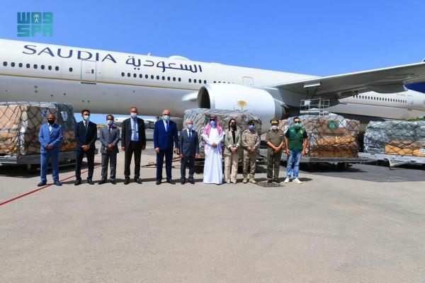 طائرة الإغاثة الثالثة ضمن الجسر الجوي السعودي تصل إلى تونس