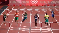 الجزائري لحلو: بإمكاني التأهل لنهائي سباق 400 متر حواجز