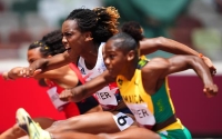جامايكا تهيمن على جميع ميداليات سباق 100 متر للسيدات وطومسون تدخل التاريخ