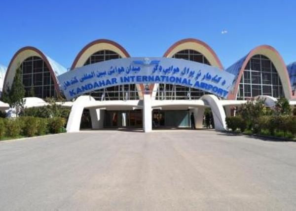 سقوط 3 صواريخ على مطار قندهار في أفغانستان