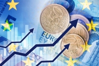 اليورو يصعد مقابل الدولار بعد نشر بيانات معهد «إيفو» الألماني