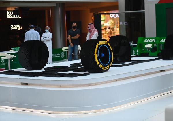 المملكةتدشن أكبر مجسم لسيارة فورمولا 1 في العالم