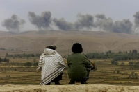 مقتل شخصان في انفجار لغم أرضي بأفغانستان