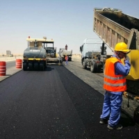 إنجاز 1.5 كم من إصلاح طريق «أبو حدرية»