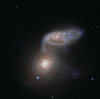 اندماج «مجرتين» على بعد 100 مليون سنة ضوئية