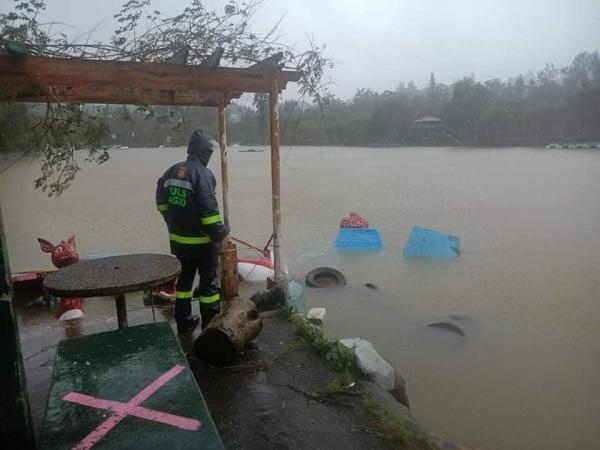مصرع 13 شخصًا في عاصفة كومباسو في الفلبين