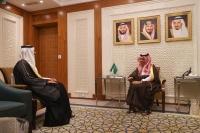 وزير الخارجية والسفير القطري يستعرضان العلاقات الثنائية