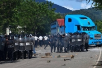 جواتيمالا تعلن حالة الطوارئ بعد اشتباكات عنيفة بين المتظاهرين