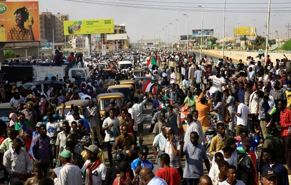 عاجل /انتشار قوات الجيش السوداني والدعم السريع في شوارع الخرطوم