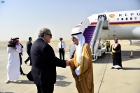 «الجبير» يودع «رئيس أرمينيا» أثناء مغادرة الرياض
