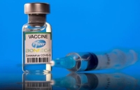فاوتشي يشجع على تعاطي الجرعة المعززة للقاح كورونا