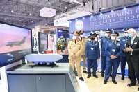 رئيس هيئة الأركان العامة يشهد فعاليات معرض دبي للطيران