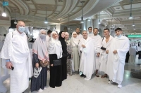 المشاركون في اجتماع "روسيا والعالم الإسلامي" يؤدون مناسك العمرة