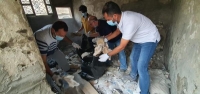 متطوعون ينظفون المواقع التراثية بميدان القلعة
