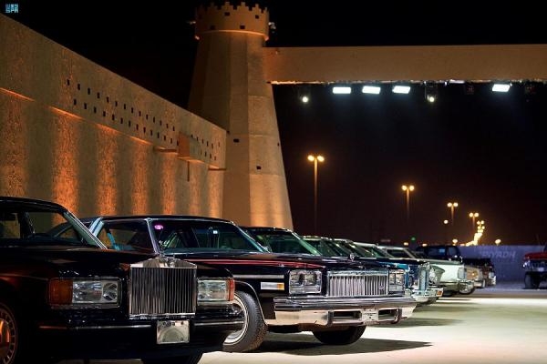 «معرض الرياض للسيارات».. المبيعات تفوق 120 مليون ريال