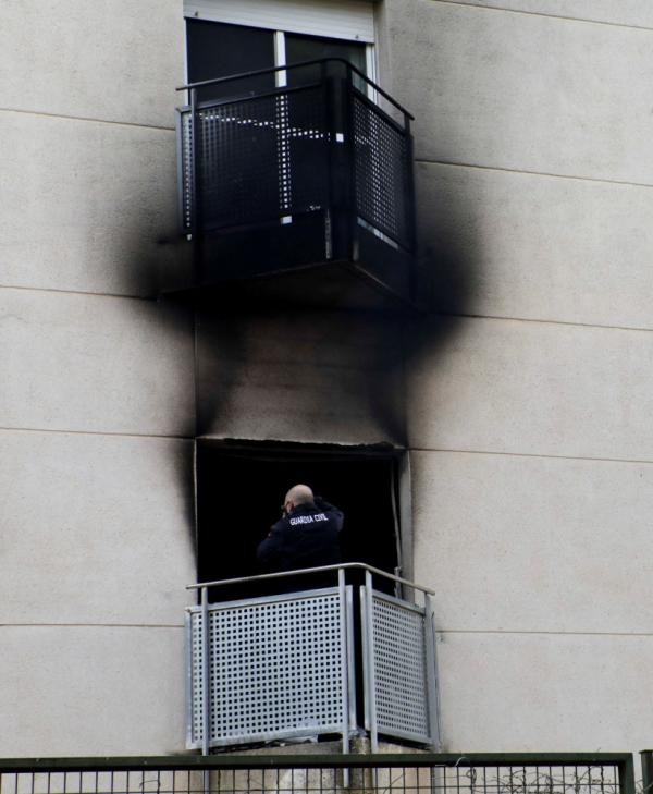 مصرع 5 أشخاص خنقًا بدخان حريق في دار رعاية بإسبانيا