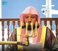 إمام الحرم المكي: الصلاة على النبي كنز للخيرات