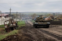 روسيا: أمريكا تشارك بشكل مباشر في القتال بأوكرانيا