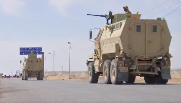 قوات الجيش المصري تقتل 4 مسلحين وتضبط أسلحة شمال سيناء