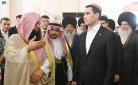 رئيس تركمانستان يزور المسجد النبوي