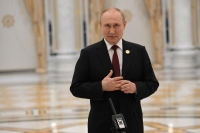 بوتين خلال مشاركته في قمة بحر قزوين في تركمانستان - رويترز