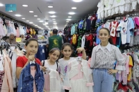 «مركز الملك سلمان» يوزع كسوة العيد على 191 سورياً وأردنياً