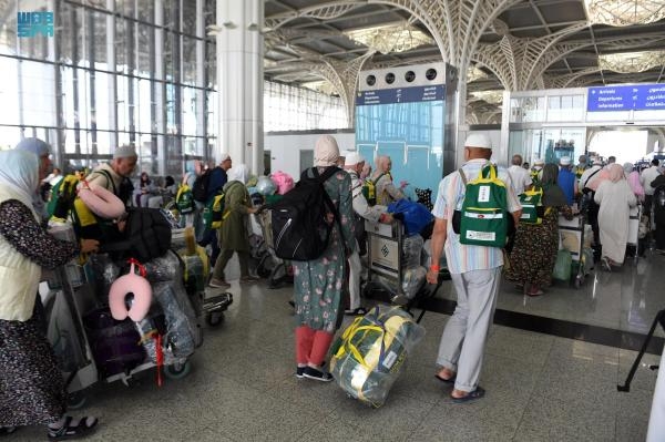 مغادرة 104 آلاف حاج عبر مطار المدينة المنورة
