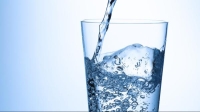 4 عوامل مهمة تؤثر على احتياجك للماء.. السن ليس منها