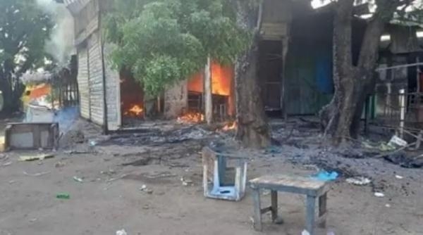 الشرطة السودانية تطلق الغاز المسيل للدموع على المحتجين في الخرطوم