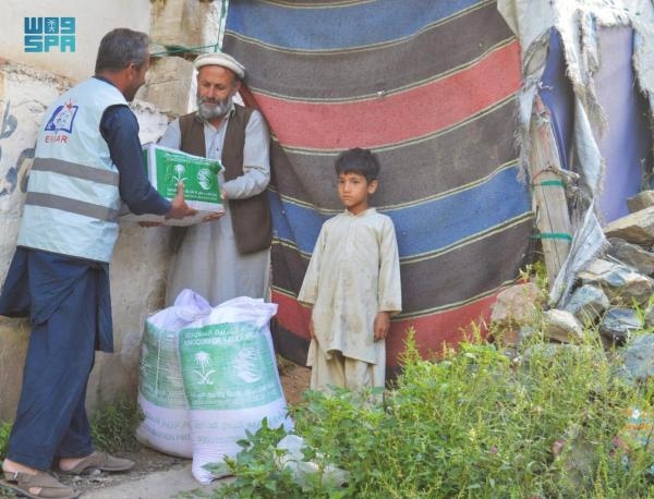8 آلاف مستفيد من السلال الغذائية بباكستان