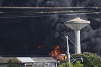 مقتل شخص وإصابة 122 في منشأة لتخزين الوقود في كوبا