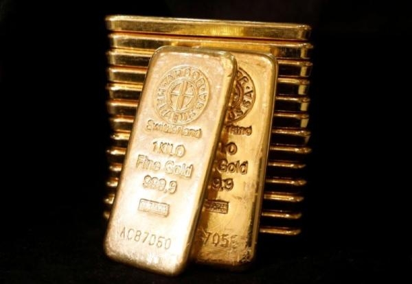 ارتفاع أسعار الذهب مع تراجع الدولار وعائد السندات الأمريكية