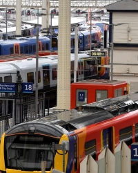 عاجل| إضراب سائقي القطارات يوقف الخدمات في بريطانيا لـ 24 ساعة