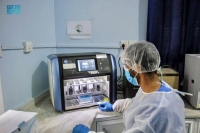 مركز الملك سلمان يوفر إمدادات المختبرات الطبية في اليمن