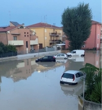 العواصف الشديدة في «ماركي» الإيطالية ترفع عدد الوفيات إلى 11