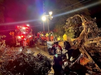 مصرع 9 في حادث حافلة في كوستاريكا وإجلاء مئات العائلات