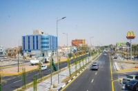 بلدية بقيق تنتهي من تطوير طريق الملك عبد العزيز